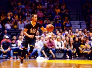 Oct 17, 2015; San Diego, CA, USA; Golden State Warriors guard Stephen Curry (30) brings the ball up court during the second quarter against the Los Angeles Lakers at Valley View Casino Center. Mandatory Credit: Jake Roth-USA TODAY Sports